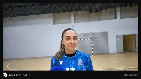 Mingəçevir Kür həndbol komandası oyunda və kapitan Sabina Smaqina