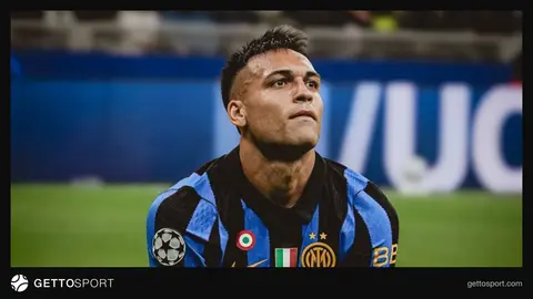 Lautaro Martinez zədələnmiş halda meydana baxır