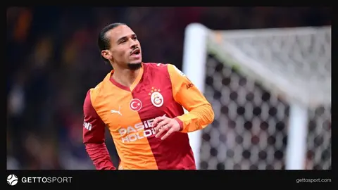 Leroy Sané sosyal medya paylaşımı yaparken, Galatasaray formasıyla