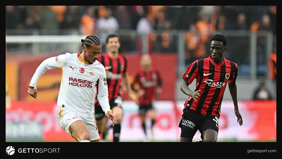 Leroy Sané’nin Gençlerbirliği maçında top kontrolü yapmaya çalışırken görüntüsü