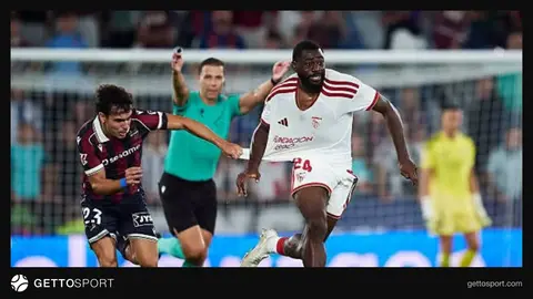 Levante və Sevilya oyunçuları əlavə vaxtda qarşılaşma zamanı