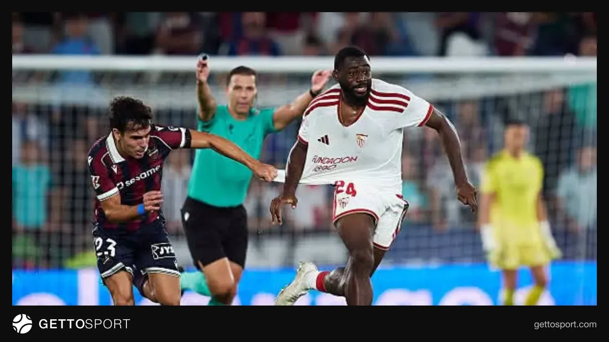Levante və Sevilya oyunçuları əlavə vaxtda qarşılaşma zamanı