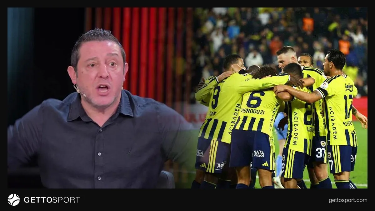 Levent Mercan topa orta yaparken Fenerbahçe formasıyla