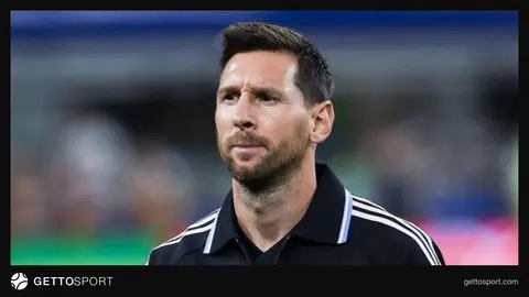 Lionel Messi ve Can Uzun görseli