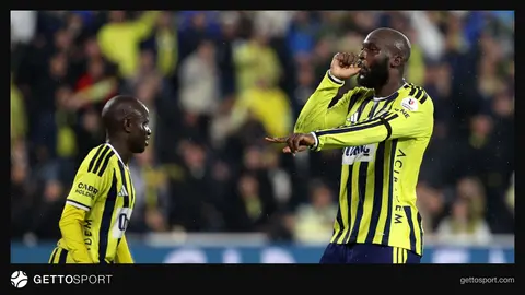 Romelu Lukaku maç sonrası basın açıklaması yaparken