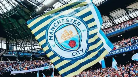 Etihad stadionunda Mançester Siti azarkeşləri