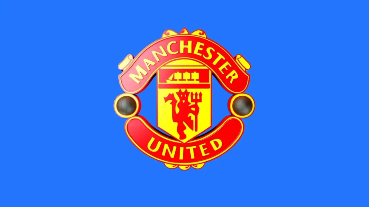 Mançester Yunayted futbolçuları məşq zamanı müdafiə məşqi