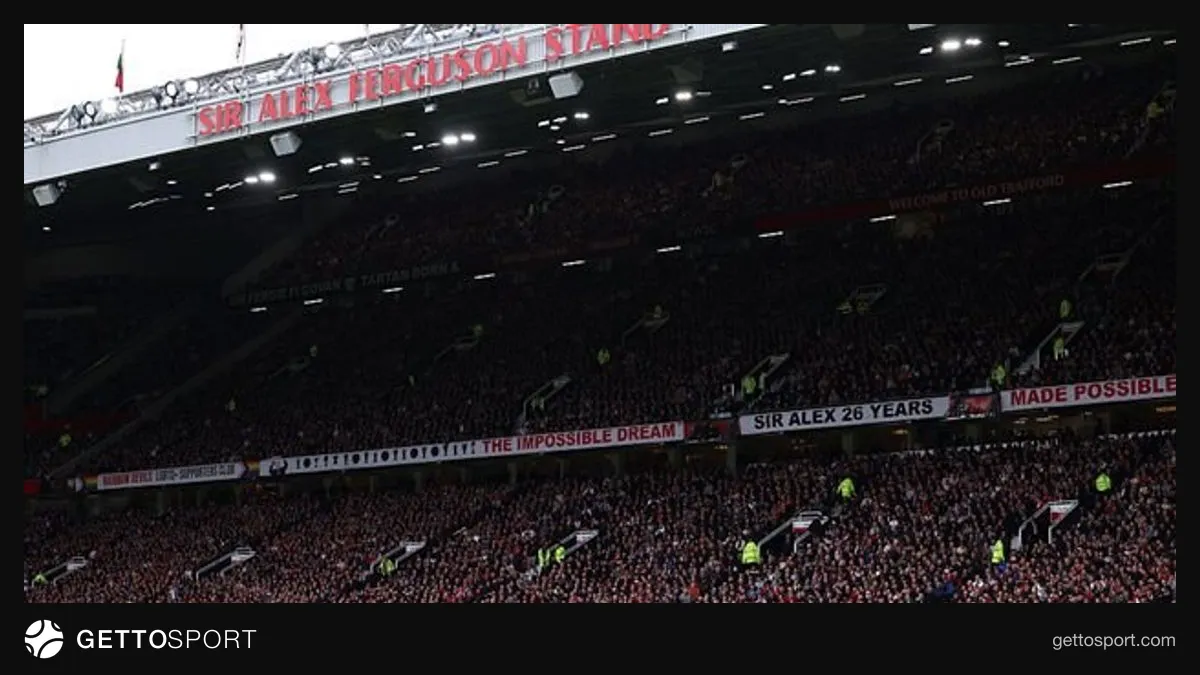"Mançester Yunayted"in Old Trafford stadionu