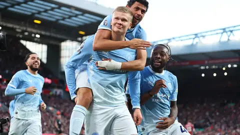 Anfield'da Manchester City formasıyla gol sevinci yaşayan oyuncular