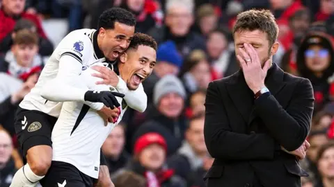 Old Trafford'da Manchester United-Bournemouth maçından bir gol anı