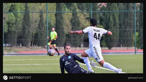 Marafon futbolçuları Kür-Araz üzərinə böyük qələbə sonrası qeyd etmə anı