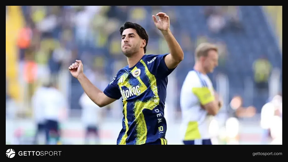Marco Asensio antrenmanda veya kulüpte sağlık incelemesi