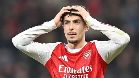 Martin Subimendi Arsenal forması ilə meydanda