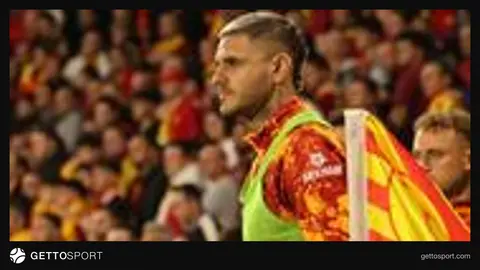 Mauro Icardi Galatasaray formasıyla gol sevincinde