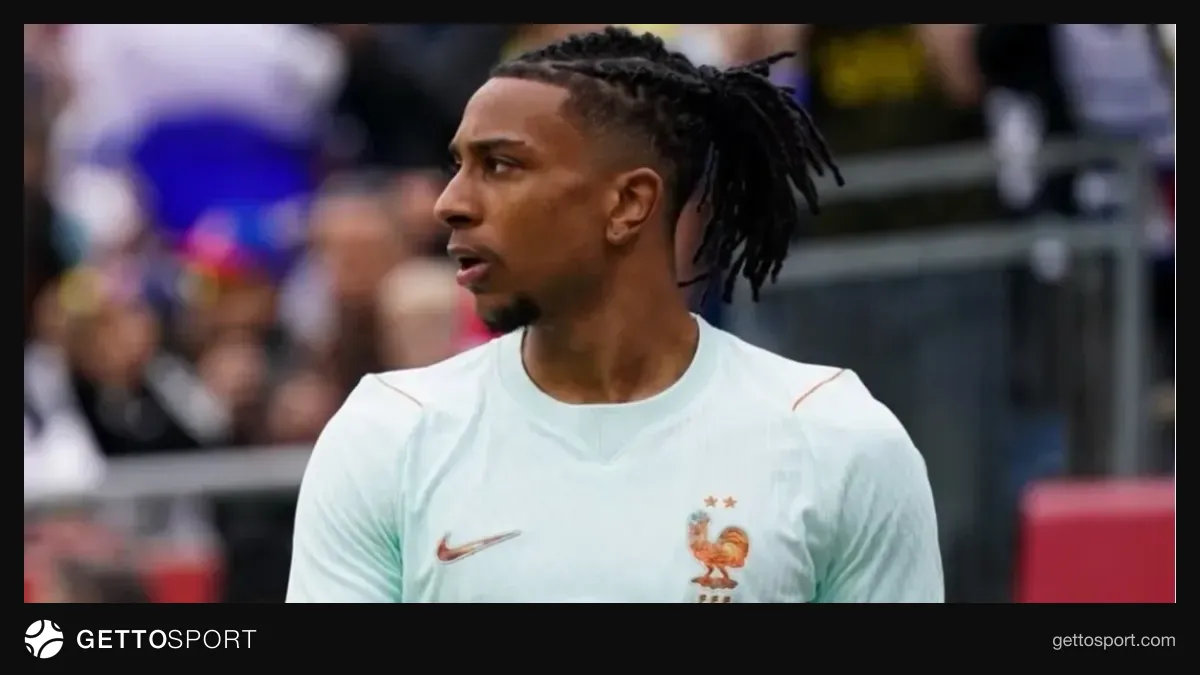 Maykl Olise Bayern formasında meydanda