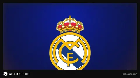 Kilian Mbappe Real Madrid forması ilə stadionda