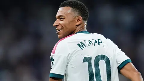 Kilian Mbappenin "Real Madrid" formasında qeyd etdiyi qolsevincindən görüntü