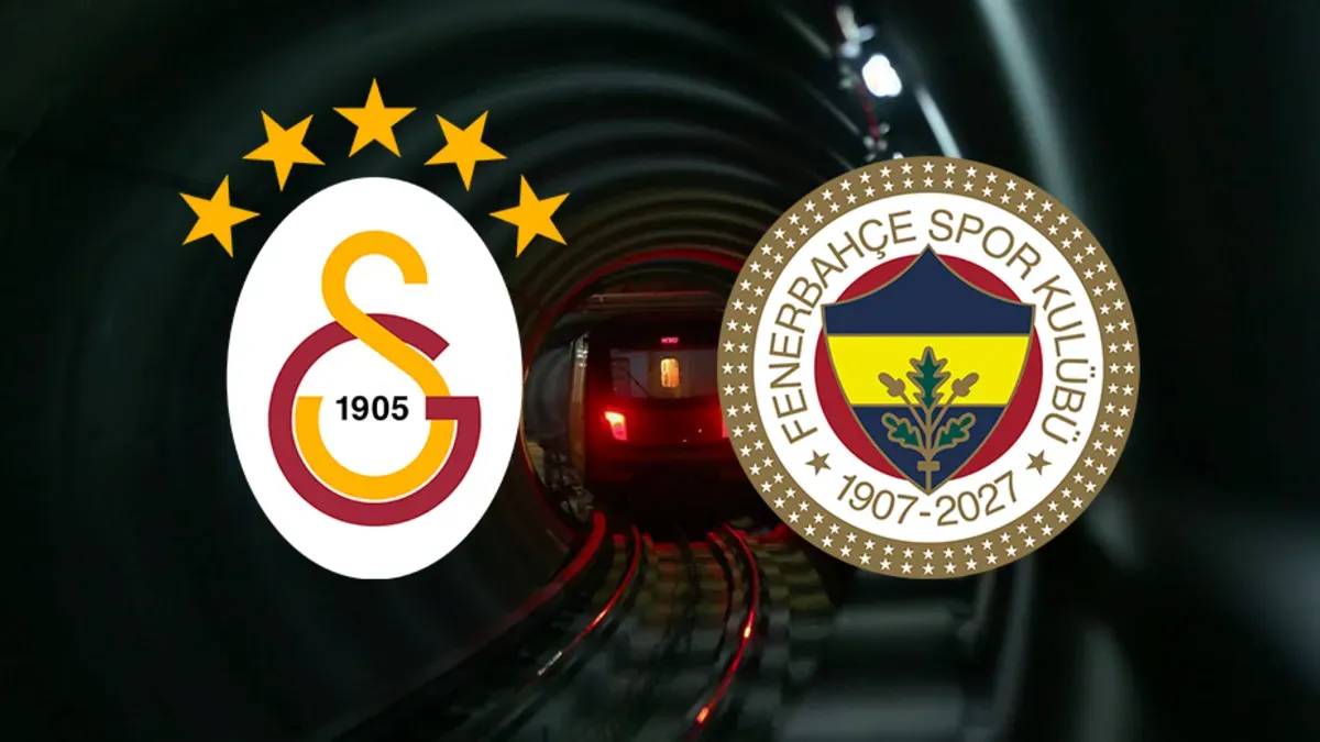 Seyrantepe istasyonuna gelen metro ve maç için bekleyen taraftarlar
