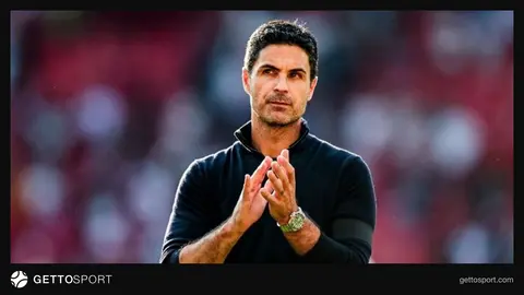 Mikel Arteta maç sonrası basın toplantısında konuşuyor