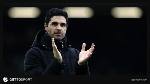 Mikel Arteta mətbuat konfransında danışır