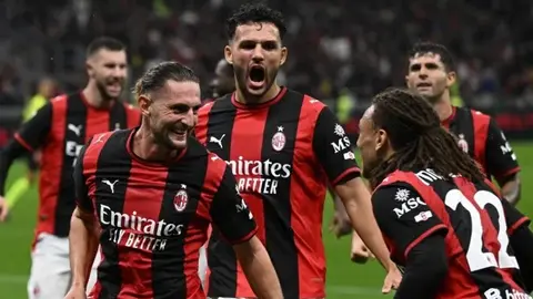 San Siro'da Milan-Atalanta maçından mücadele anı