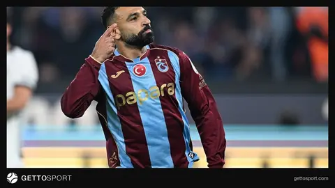 Mohamed Salah gol sevinci; Trabzonspor formasıyla topu filelere gönderirken