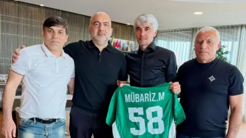 Xəzər Lənkəran klubunun boş stadionu və azarkeşlər üçün boş oturacaqlar