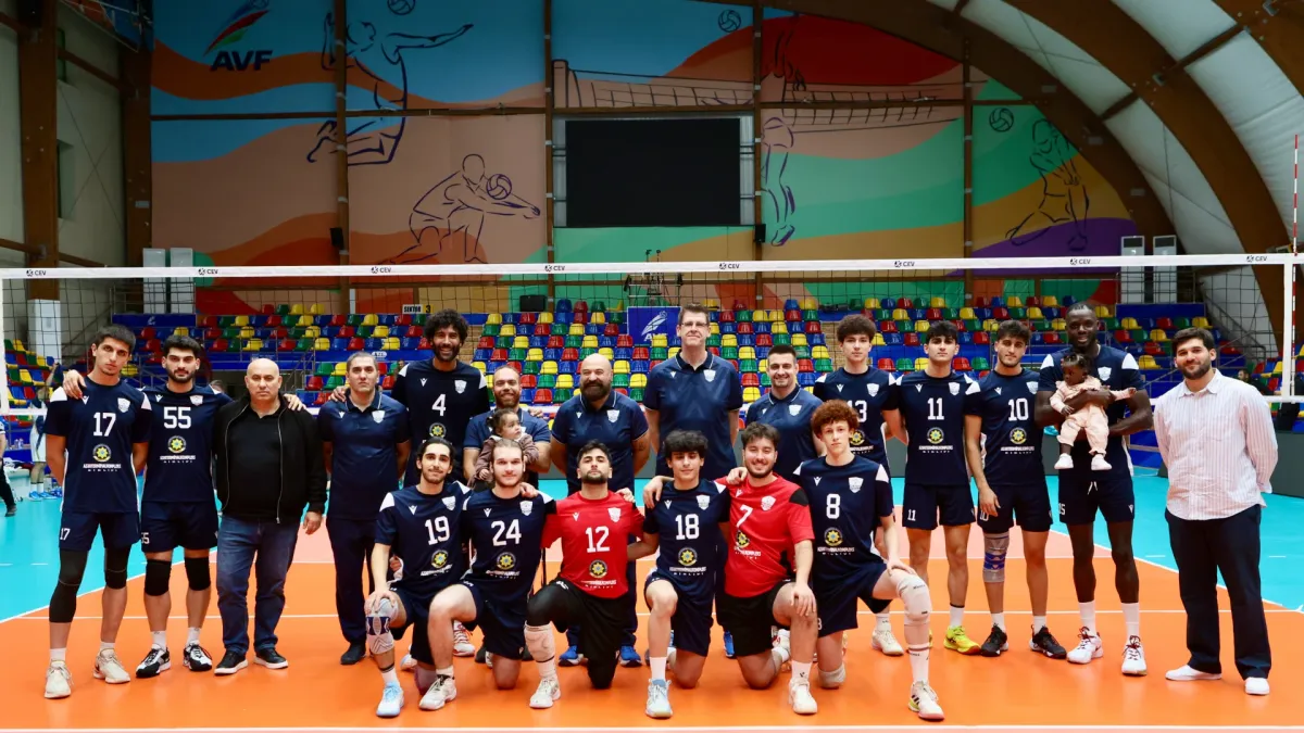 Voleybol matçı üçün Gənclər və İdman Nazirliyinin Voleybol Mərkəzi