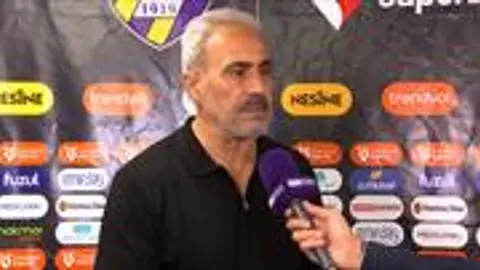 Mustafa Dalcı maç sonrası basın toplantısında konuşurken