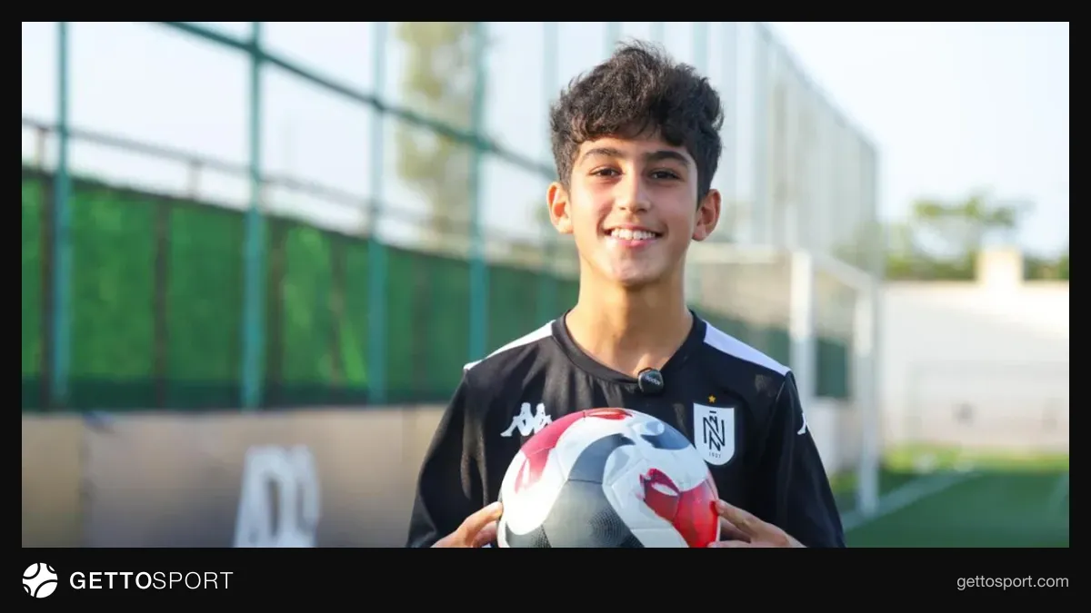 Mustafa Vəlizadə Neftçi formasında məşqdə