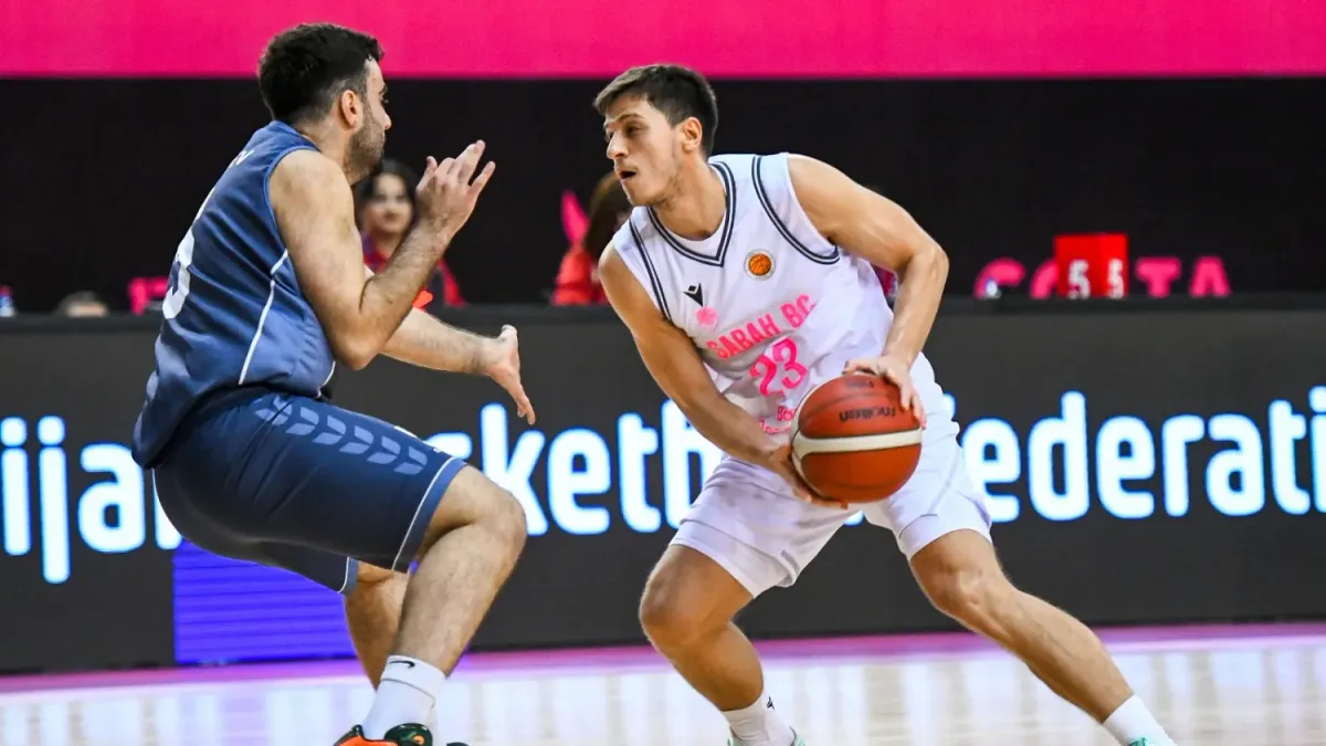 Milli Gimnastika Arenasında Naxçıvan və Sabah komandalarının basketbol oyunu