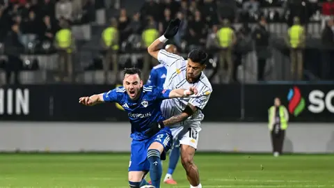 Neftçi və Qarabağ komandalarının oyun öncəsi məşqi, Tofiq Bəhramov stadionu