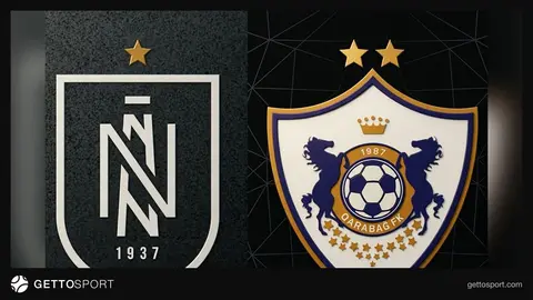 Neftçi oyununda diktor mikrofonla anons verir, tribuna və stadion fonu