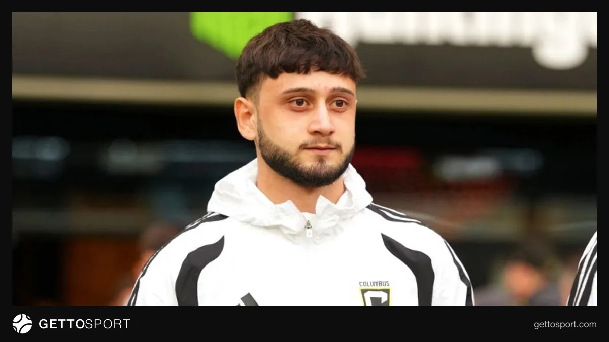 Nəriman Axundzadə Kolambus Kryu və ya Erzurumspor forması ilə