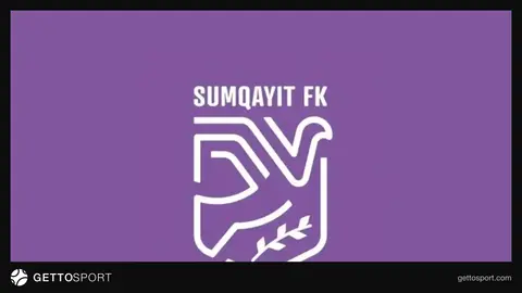 Nihad Əhmədzadə oyun zamanı Sumqayıt forması ilə