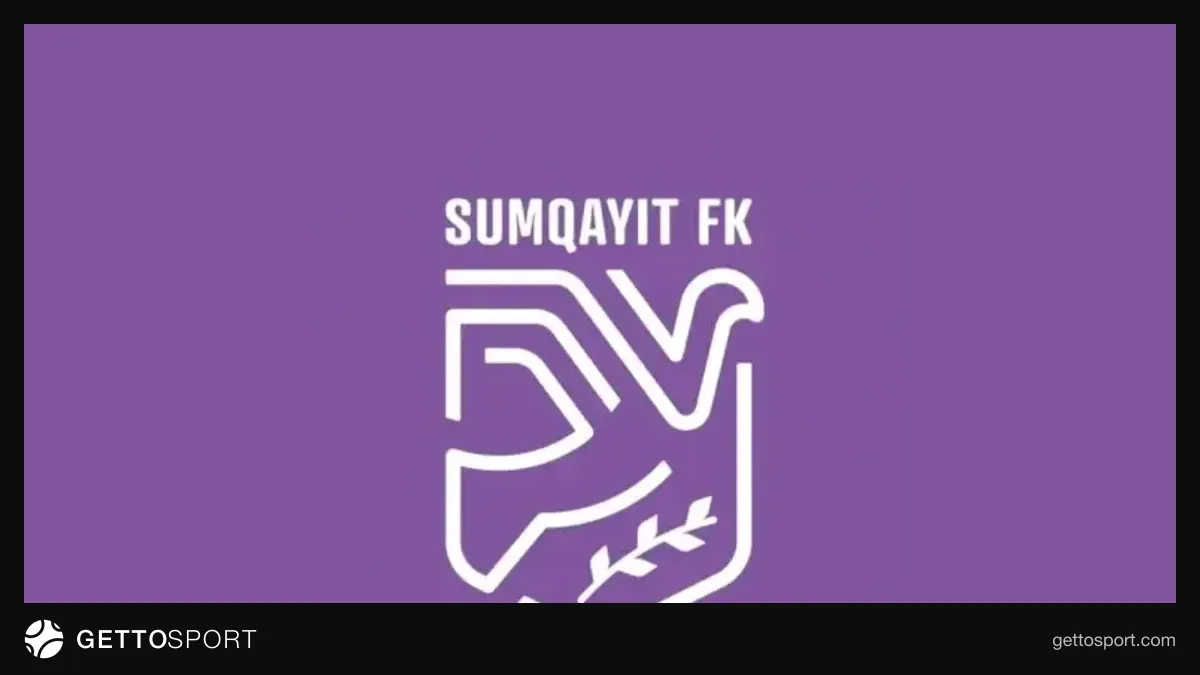Nihad Əhmədzadə oyun zamanı Sumqayıt forması ilə