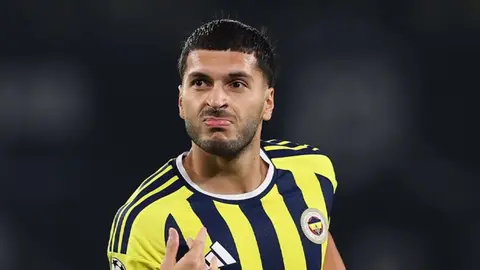 Oğuz Aydın məşqdə, Fənərbaxça forması ilə