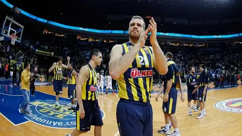 Oğuz Savaş müsahibə verir