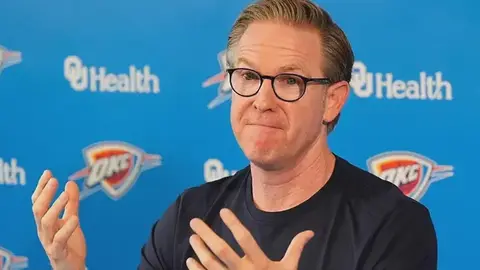 Oklahoma Siti Thunder loqosu və NBA dreft elementi