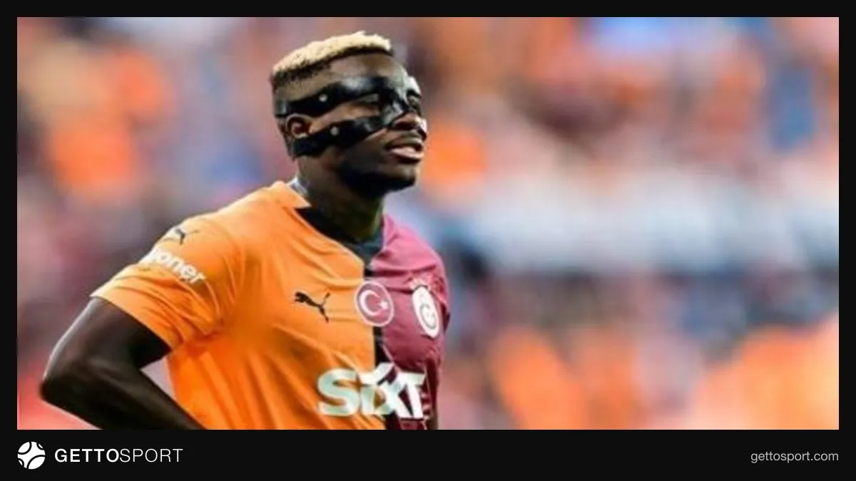 Viktor Osimhen Qalatasaray formasında mətbuat konfransında
