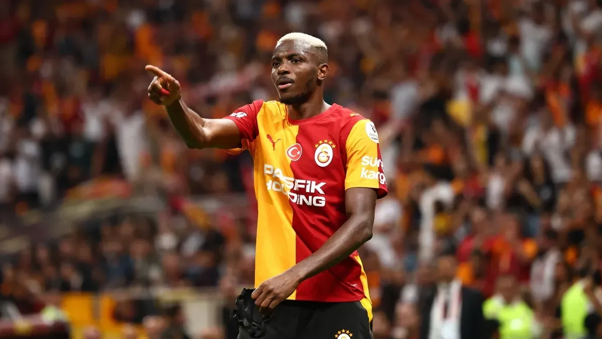 Ramstadium'da Galatasaray ve Fenerbahçe lehine gol istatistiklerini gösteren futbolcuların görseli