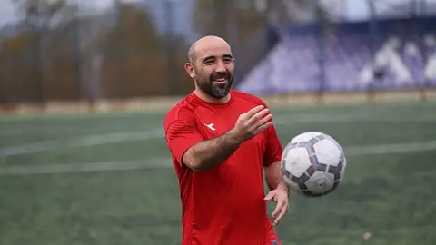 Korgan Belediyespor kaptanı Osman Ismak gol sevincinde takla atarken