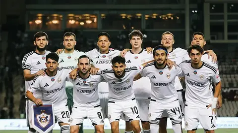 Qarabağ futbolçuları Yevlax stadionunda oyunöncəsi tədbirdə