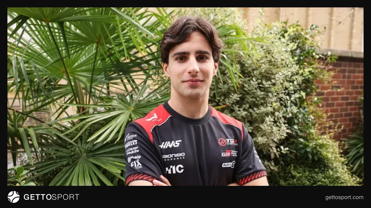 Rafael Kamara Formula 1 üçün seçdiyi 50 nömrəli kombinezonla