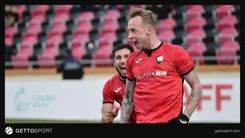 Rafael Utziq Qəbələ formasında imza mərasimində