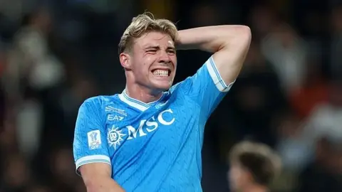 Rasmus Højlundın çıxışı zamanı portret şəkli