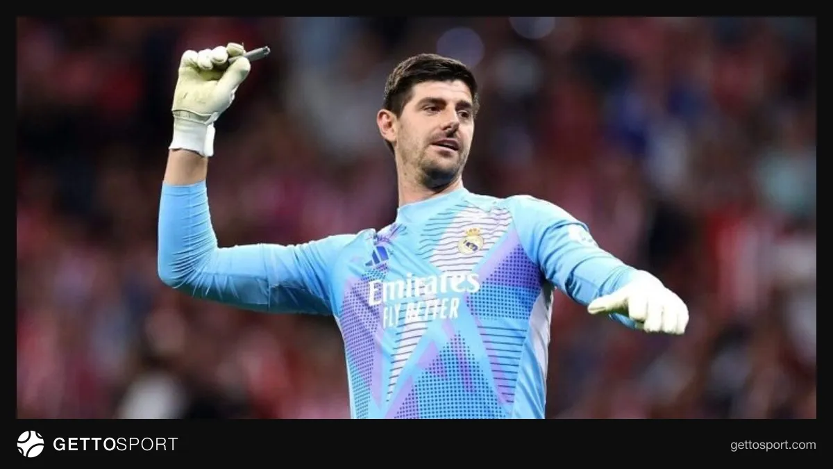 Madrid Real klubunun qapıçısı Tibo Kurtua meydanda