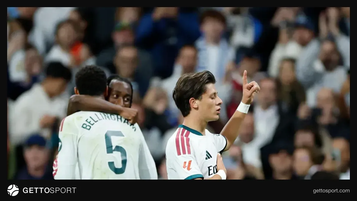 Real Madrid futbolçuları Sevilya ilə oyunda