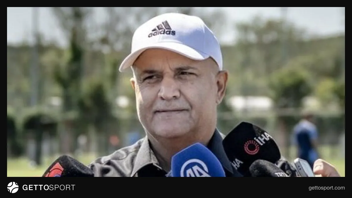 Recep Durul basın açıklaması yaparken