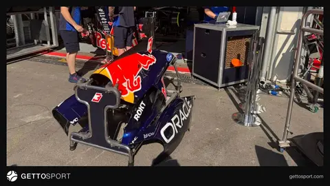 Red Bull Formula 1 bolidi yan pontonlarının aerodinamik detallarına yaxın plan